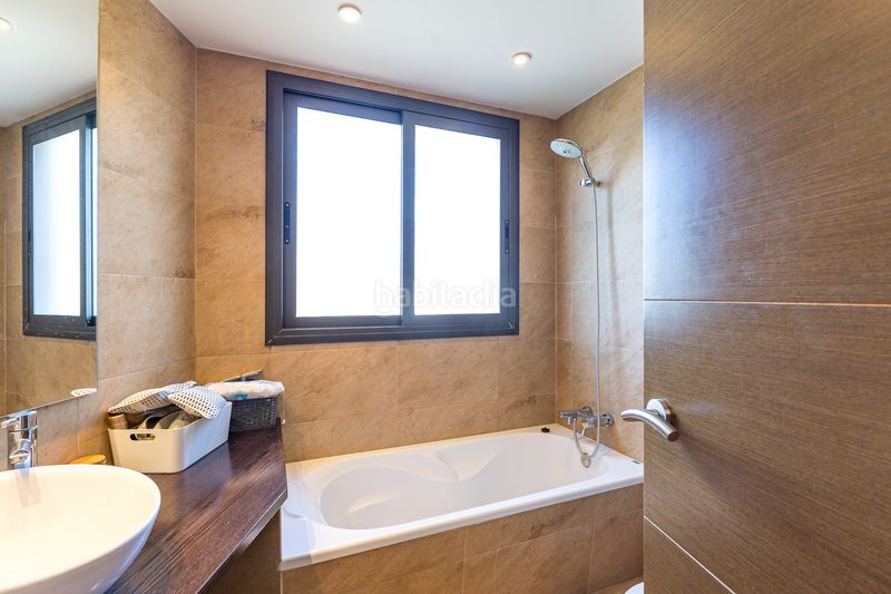 Foto 082d5e57-0ab9-4ee1-aa38-a89bf0867318. Casa amb calefacció aparcament a Ametllers - Poble Sec Sitges