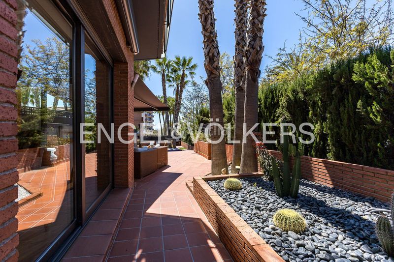 Foto d6c4d5fd-d6ae-4545-b15b-3e25d4f86a0c. Casa adossada amb calefacció aparcament a Ametllers - Poble Sec Sitges