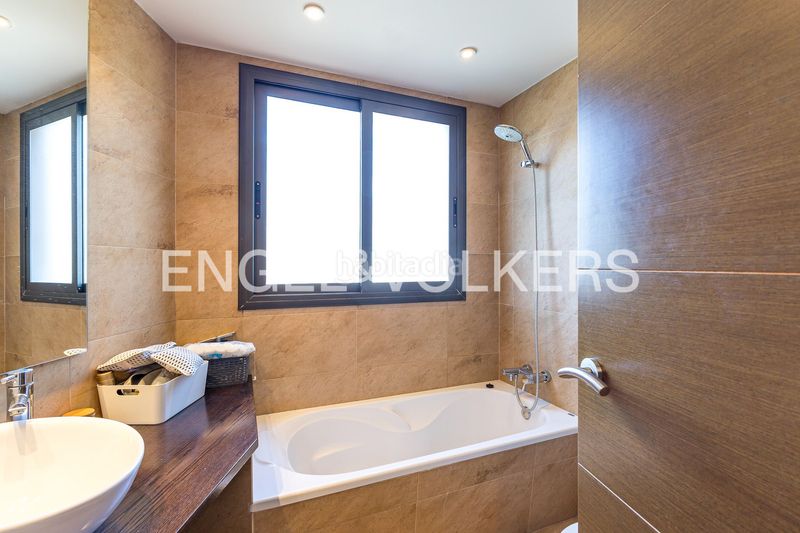 Foto e04ad9f1-615d-40ed-8f80-523e0fcb08f2. Casa adossada amb calefacció aparcament a Ametllers - Poble Sec Sitges