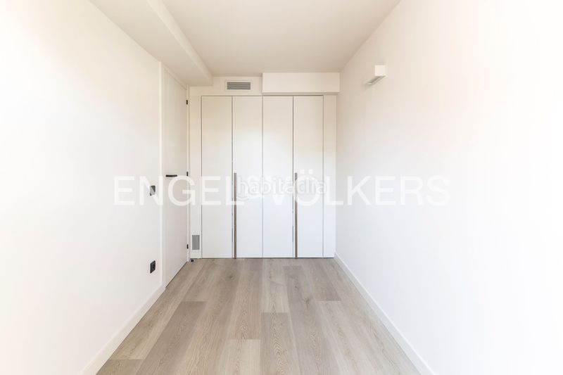 Foto c4e7e2e8-a459-49bb-bf73-ec69f5ac3c04. Àtic amb calefacció a Vila de Gràcia Barcelona