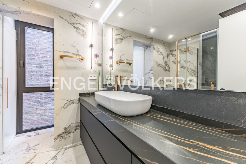 Foto 875a461e-5c9e-4ac0-836d-6e2327d72dbf. Àtic amb calefacció a Sant Antoni Barcelona