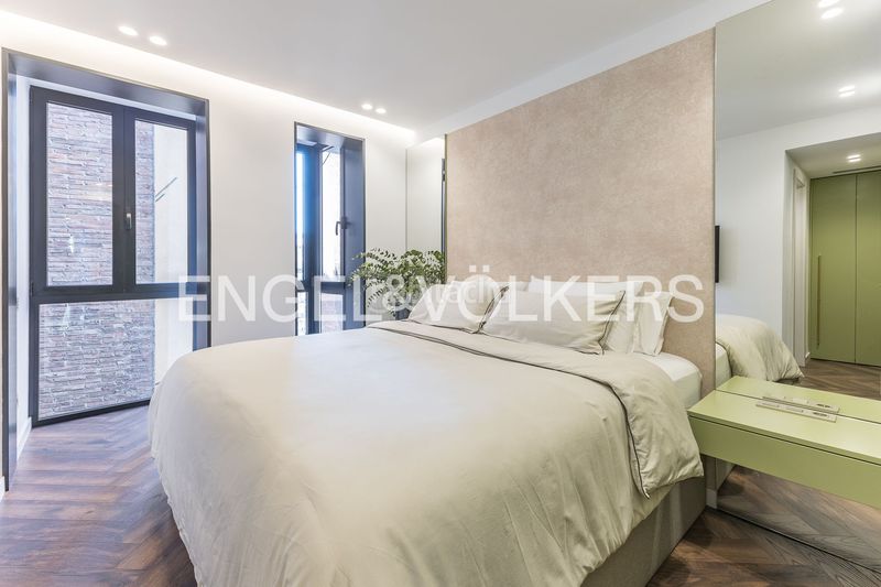 Foto d21521ec-2080-41d6-b889-be9569b521c2. Àtic amb calefacció a Sant Antoni Barcelona