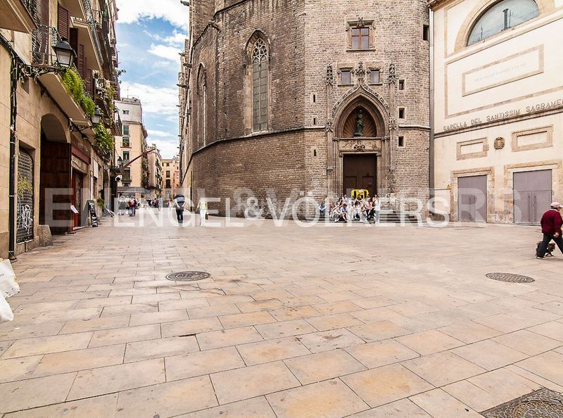 Foto 7b0e9e65-db93-40ec-9c20-f38d833d502e. Pis amb calefacció a St. Pere - Sta. Caterina - El Born Barcelona