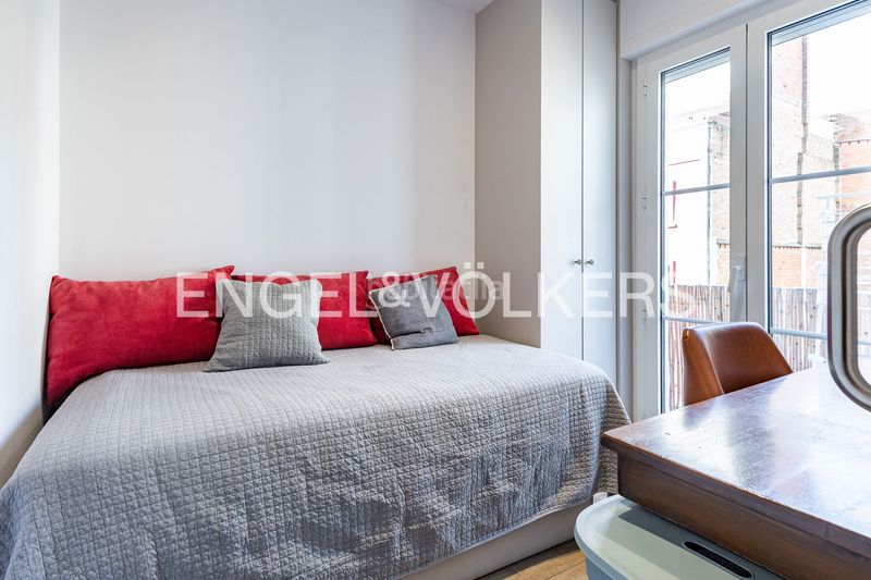 Foto 320b064f-d7de-41d5-88c1-20191149aa25. Pis amb calefacció a Tres Torres Barcelona