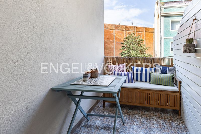 Foto 8f5bc8f9-5353-41e9-a288-93f75f096695. Pis amb calefacció a Tres Torres Barcelona