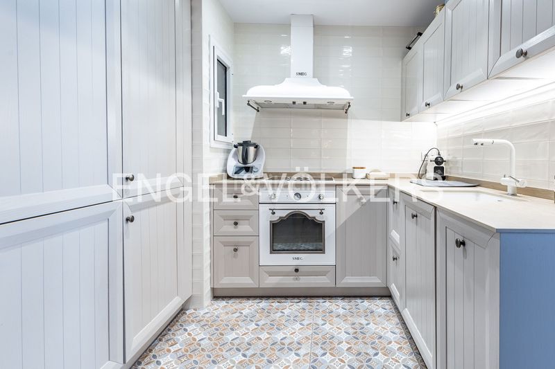 Foto abbfa2bb-a01c-4cb3-a268-55ea5565abe5. Pis amb calefacció a Tres Torres Barcelona