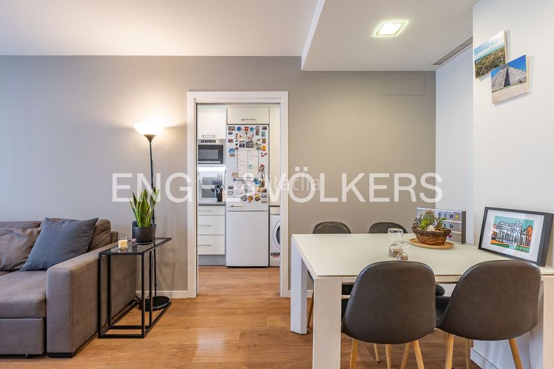 Foto 549cc8d4-9f92-40c4-b3be-dd3ca87a0a74. Pis amb calefacció aparcament a Covadonga Sabadell