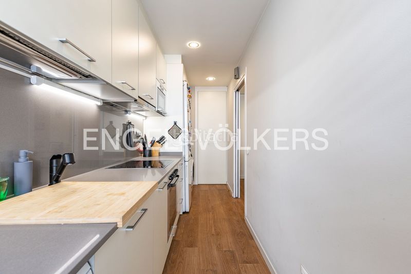 Foto 8af840fb-4291-42cd-a2f3-31d39e97608c. Pis amb calefacció aparcament a Covadonga Sabadell