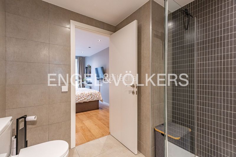 Foto a3671730-f5ec-4752-931b-3a69228ca317. Pis amb calefacció aparcament a Covadonga Sabadell