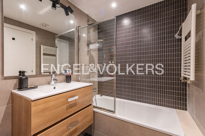 Foto d9404550-dc82-410f-a007-01a15d5ba9ae. Pis amb calefacció aparcament a Covadonga Sabadell