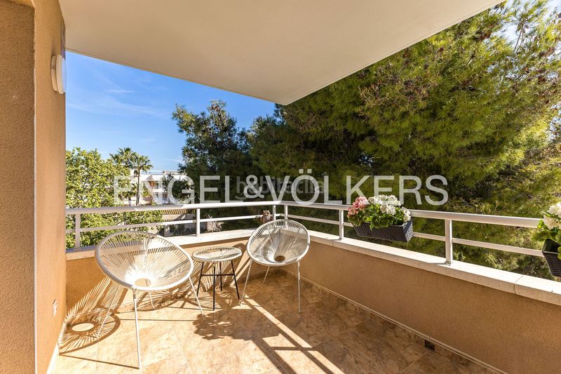 Foto 45e28021-b832-4011-a9b9-fb0b397dc496. Àtic amb calefacció aparcament piscina a Coma-ruga platja Coma-ruga