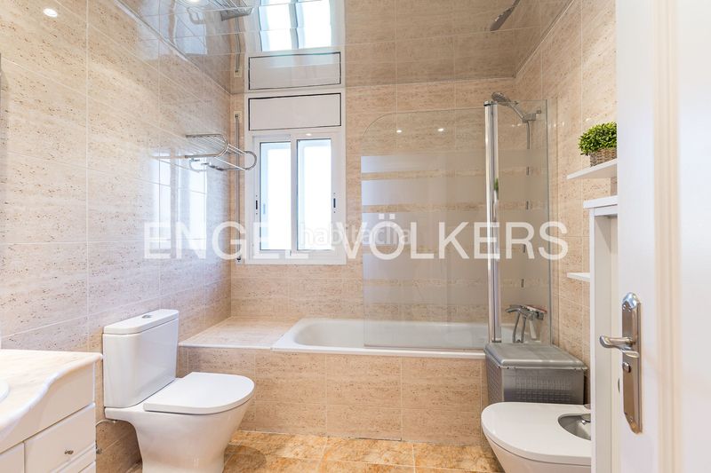 Foto 63710a38-734a-4c3b-9c25-30e67daa76f2. Àtic amb calefacció aparcament piscina a Coma-ruga platja Coma-ruga