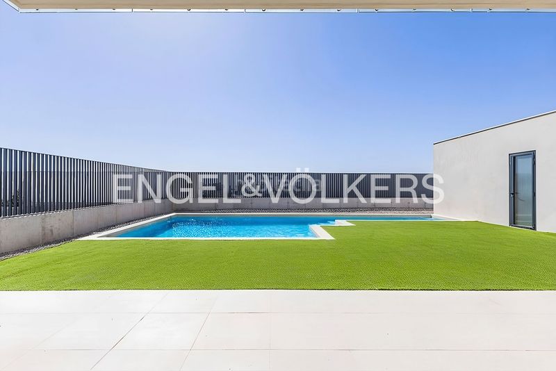 Foto 1d7cba25-dfa1-4d0f-9477-404f6856326e. Casa amb calefacció aparcament piscina a Can Pei Sitges