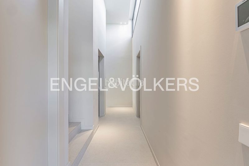 Foto 3977c8f5-6d8d-4a39-bcdb-080a98d080b6. Casa amb calefacció aparcament piscina a Can Pei Sitges