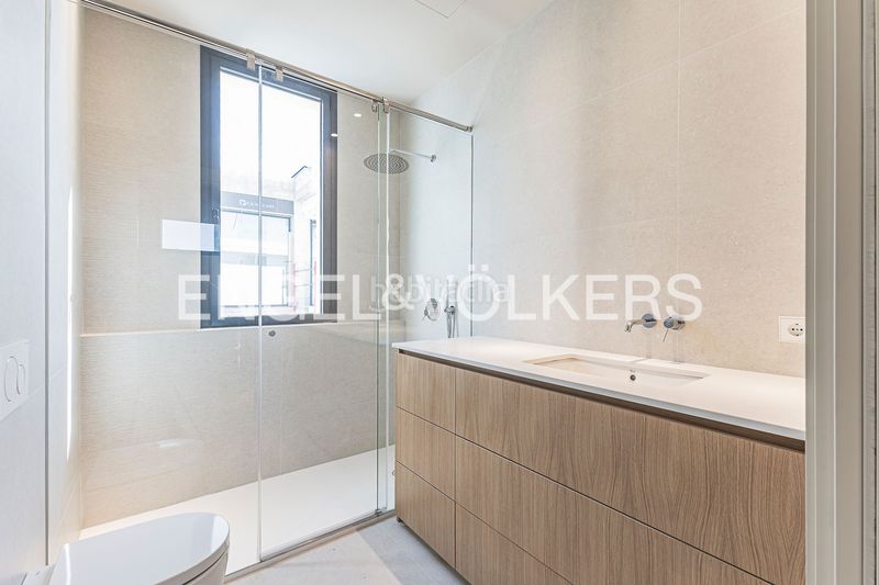 Foto 4c66c453-8d72-43ba-bda8-0e4e555a7b4d. Casa amb calefacció aparcament piscina a Can Pei Sitges