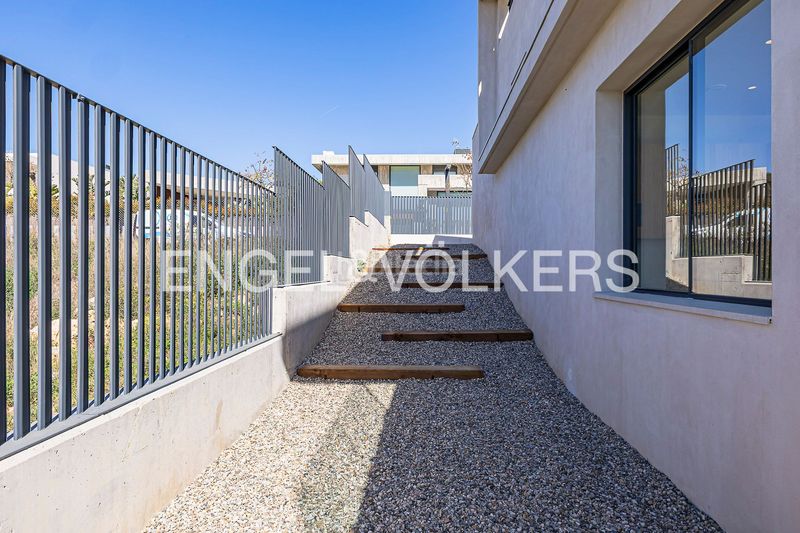 Foto 53bc0fa7-1fcb-4976-b770-0809520c05e1. Casa amb calefacció aparcament piscina a Can Pei Sitges