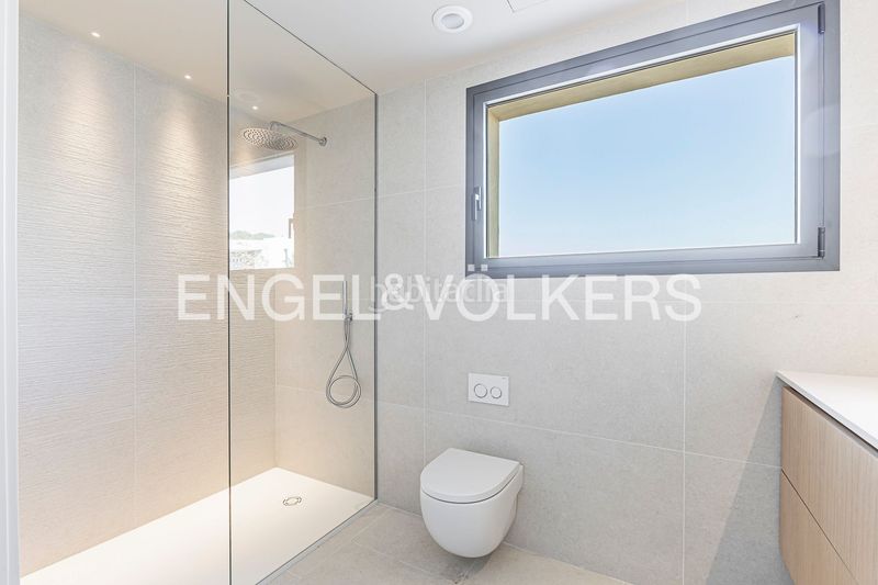 Foto 5ec598b2-e05c-4300-9aac-0b63b8d05c82. Casa amb calefacció aparcament piscina a Can Pei Sitges