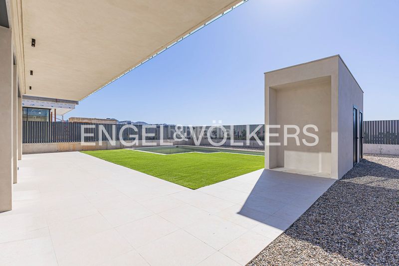 Foto dd577c07-8a2d-4842-9ae4-3838beb5d9bc. Casa amb calefacció aparcament piscina a Can Pei Sitges