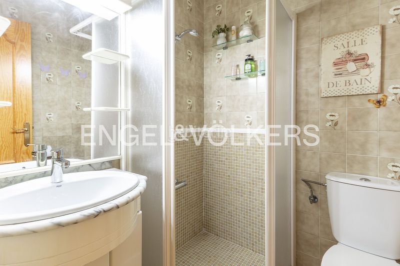 Foto cc6378c2-88fa-4ccb-9b94-0f5787cfc653. Casa amb calefacció aparcament a Gualba