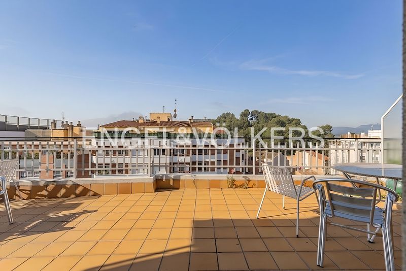 Foto d5a11838-e16b-4d09-b3e4-c9674eae2b3e. Àtic amb calefacció aparcament a Centre - Passeig i Rodalies Manresa