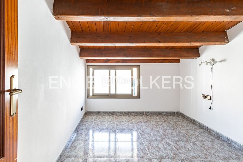 Foto 04a6b3f9-4281-4d5a-ad6f-0683dde1763c. Casa amb calefacció a Canet de Mar