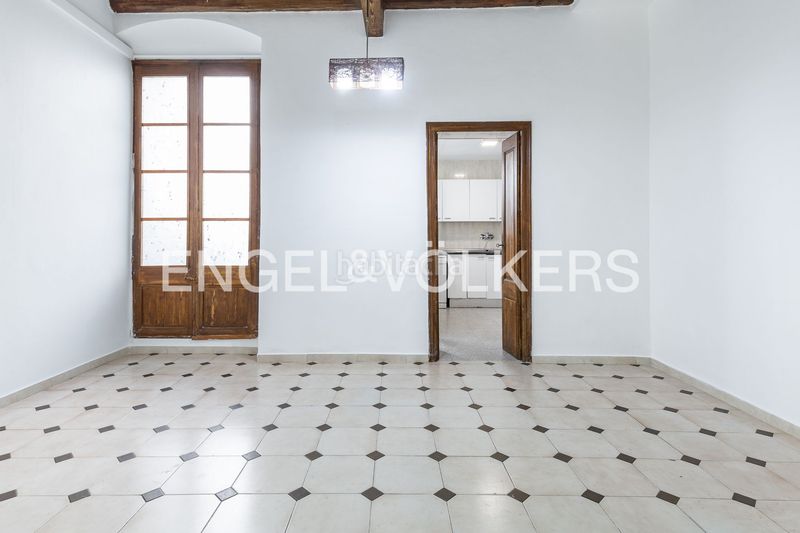 Foto 508093e9-5f4c-4bfa-89d6-d9be831b3de7. Casa amb calefacció a Canet de Mar