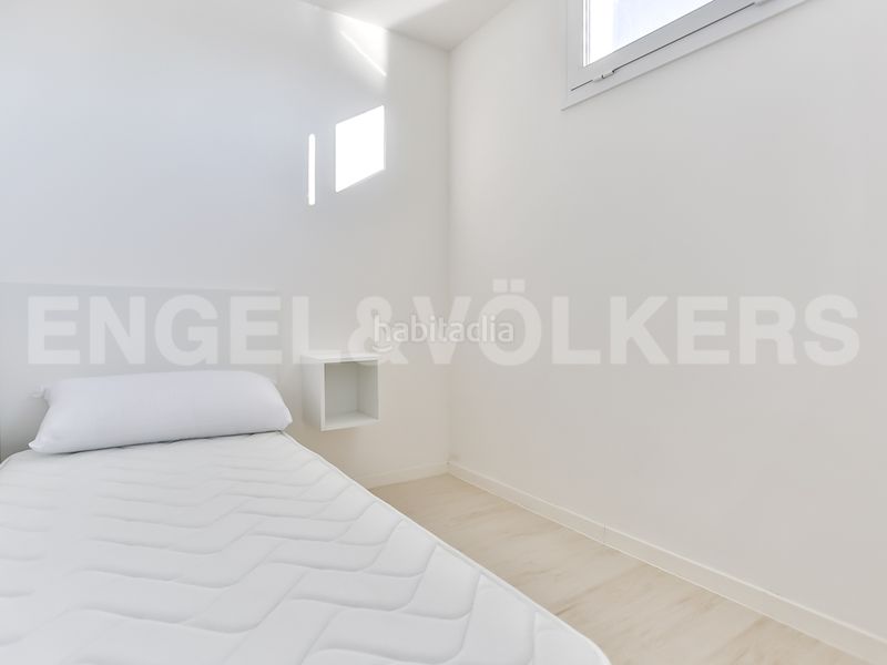 Foto 9f2c4692-03e7-48e5-bafa-2f07b5d869f5. Lloguer àtic amb calefacció piscina a Centre Sitges