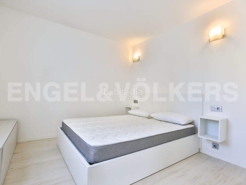 Foto b793a379-1281-4131-8d44-50b4b8632de5. Lloguer àtic amb calefacció piscina a Centre Sitges