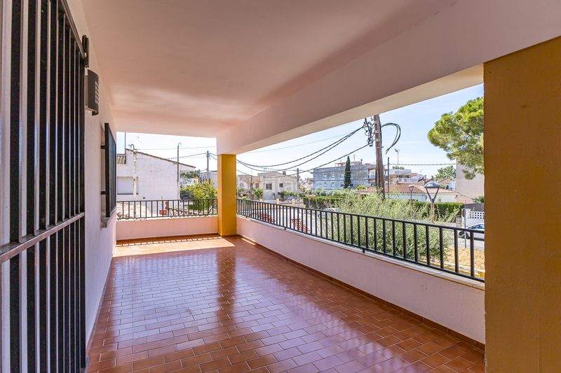 Foto c81baf69-2b61-4b30-964e-60f70fd9e3ec. Casa adossada amb calefacció a Bardaji-El Molí de Baix Cubelles