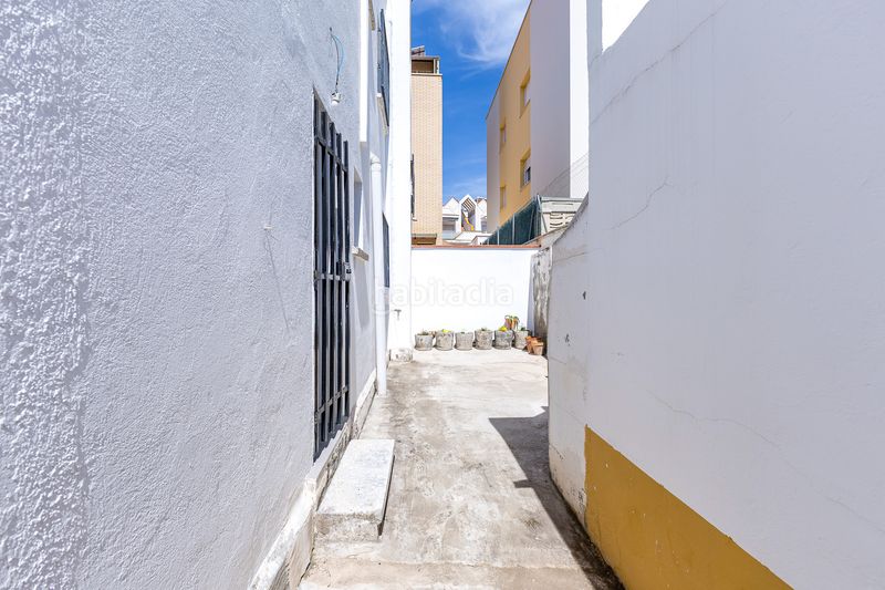 Foto f8711d16-8c90-44e6-beed-b2a9fdb5665c. Casa adossada amb calefacció a Bardaji-El Molí de Baix Cubelles