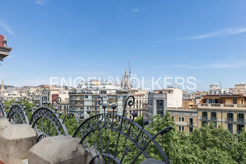 Foto 1b4c2920-056f-441c-a3ff-f6c6bd8eaa15. Pis amb calefacció a Dreta de l´Eixample Barcelona
