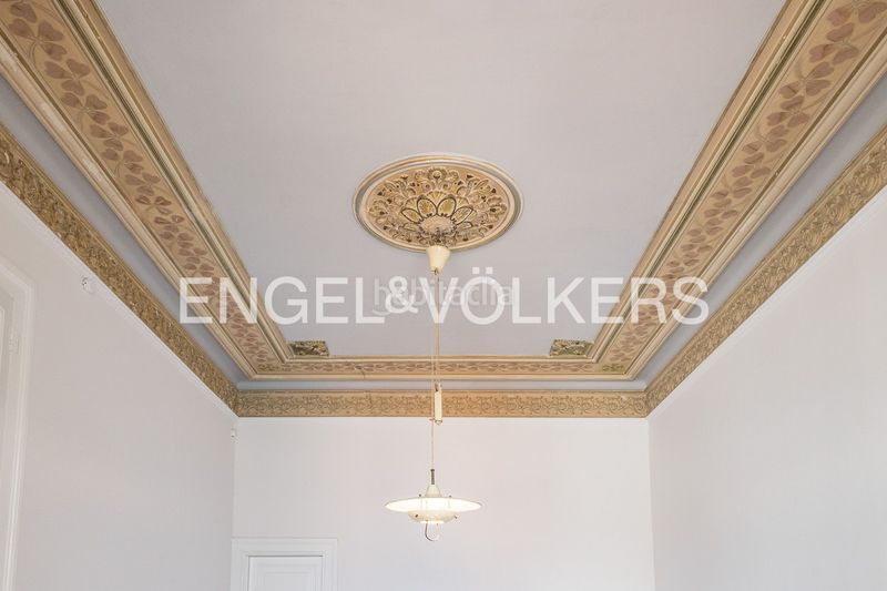 Foto 1eb551d4-edd8-4126-8bc4-e8516da3d458. Pis amb calefacció a Dreta de l´Eixample Barcelona