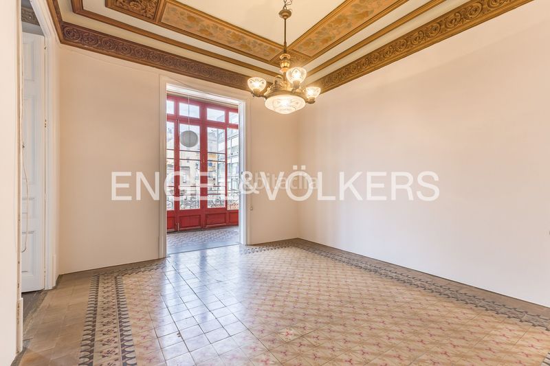 Foto bbd96d5d-d0d3-486d-b3e8-46a6cb845827. Pis amb calefacció a Dreta de l´Eixample Barcelona