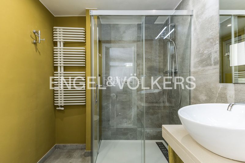 Foto 37aa5ddf-a1f6-4299-8917-4bd41428ac74. Apartament amb calefacció a El Coll Barcelona