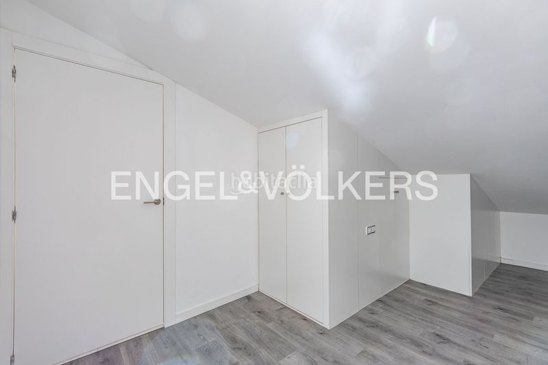 Foto 245af3e7-2d0f-42d1-ba17-e570c0e6bfd7. Pis amb calefacció a Creu Alta Sabadell