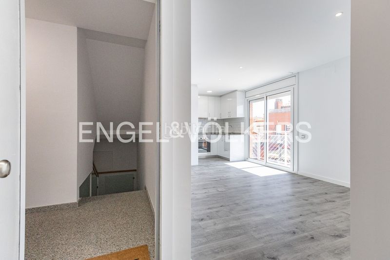 Foto 25772311-3953-483b-bd70-0e9902b6254b. Pis amb calefacció a Creu Alta Sabadell