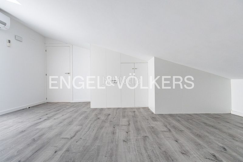 Foto 422c38bd-0015-4bf0-a5ff-431cc854f70c. Pis amb calefacció a Creu Alta Sabadell