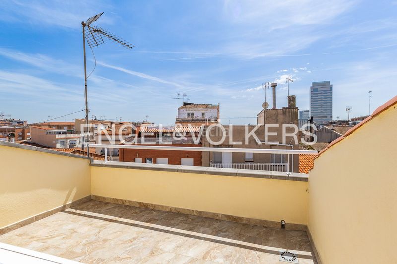 Foto 92f513d8-82e1-457a-a8f8-f41186985ac9. Pis amb calefacció a Creu Alta Sabadell