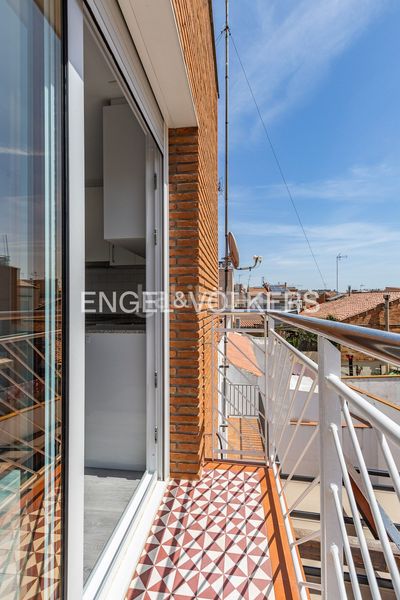 Foto e1f84f44-bd70-4258-a658-4980faacccc1. Pis amb calefacció a Creu Alta Sabadell