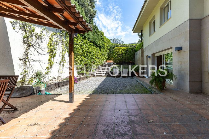 Foto 56af3c87-c123-45e3-935d-fdc97f0f92e2. Casa amb calefacció aparcament a Cabrils