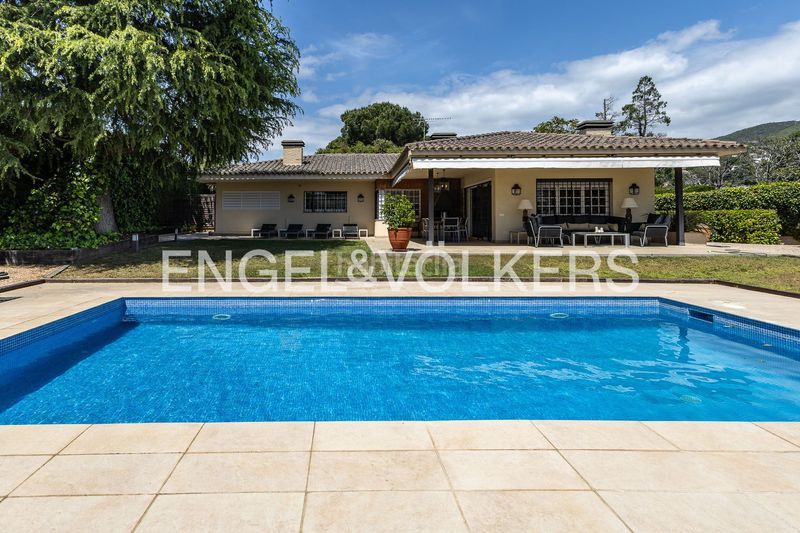 Foto 6734c65c-0fca-4a37-8fec-155ba54317ba. Casa amb calefacció aparcament a Cabrils