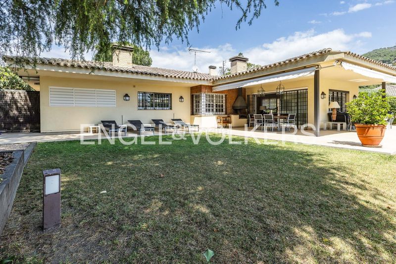 Foto 6bc952b7-367d-44c1-b276-8c3c0da7baf5. Casa amb calefacció aparcament a Cabrils