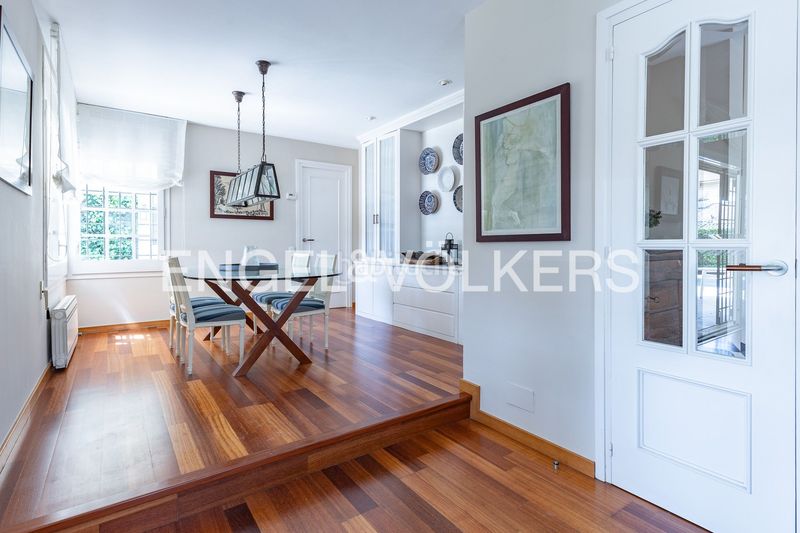 Foto 895a1165-bdb3-4a1c-b0af-855ae14c6a7a. Casa amb calefacció aparcament a Cabrils