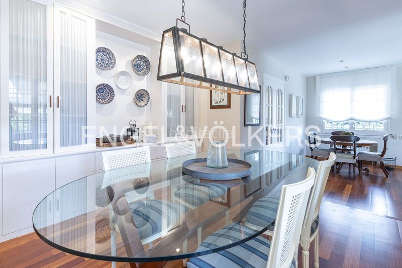 Foto 96f90fad-837c-4b89-ba6b-871e6ed2369c. Casa amb calefacció aparcament a Cabrils