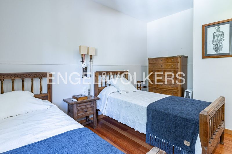 Foto b58ec927-3f5d-4bc6-b07d-caee4ab24d5e. Casa amb calefacció aparcament a Cabrils