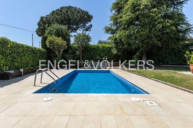 Foto b93c501d-dd54-4520-8c32-aa177a919ce4. Casa amb calefacció aparcament a Cabrils