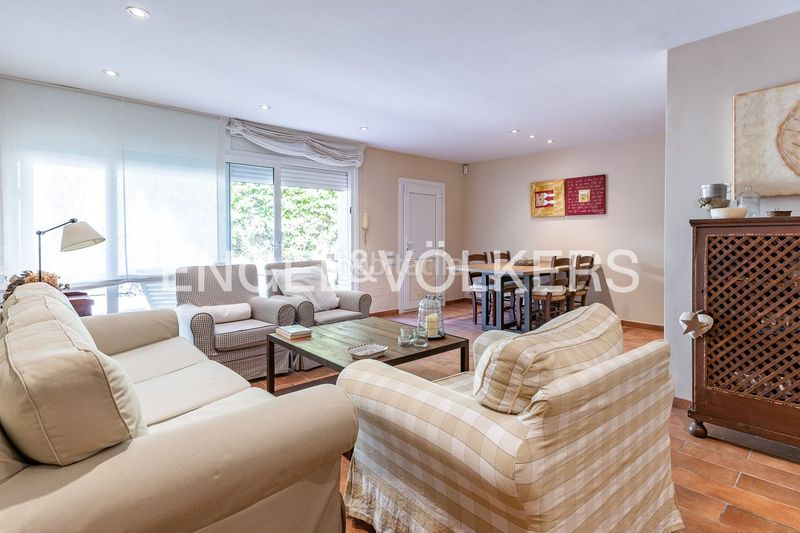 Foto c32e5424-85c0-4fd2-9555-192f3ca1c45d. Casa amb calefacció aparcament a Cabrils