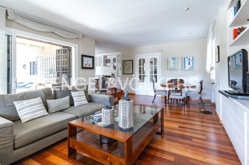 Foto f6d7ac12-9432-4261-b302-0a1ba33b4bf8. Casa amb calefacció aparcament a Cabrils