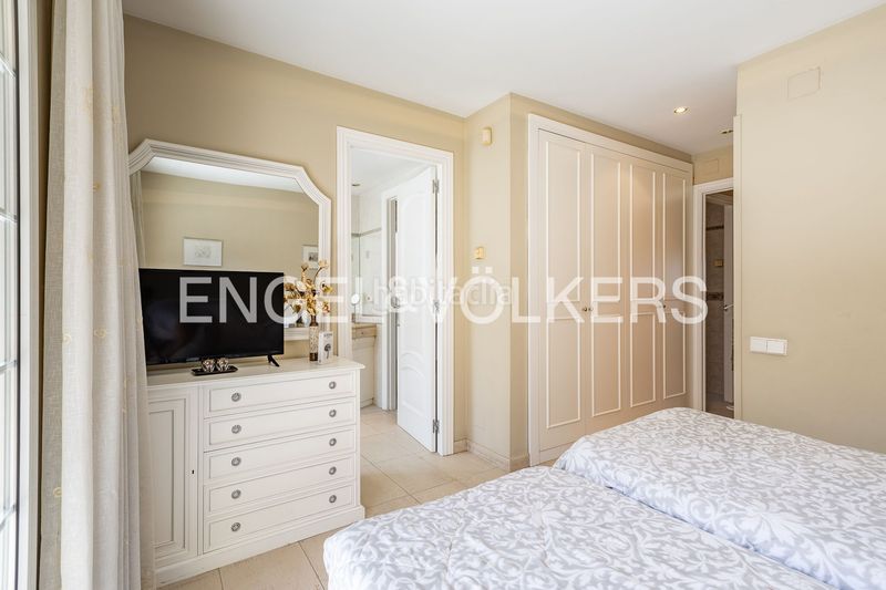 Foto 18e33ac3-1d09-4b6b-822e-f68c206b0fd9. Casa amb calefacció aparcament a Zona Nord Rubí