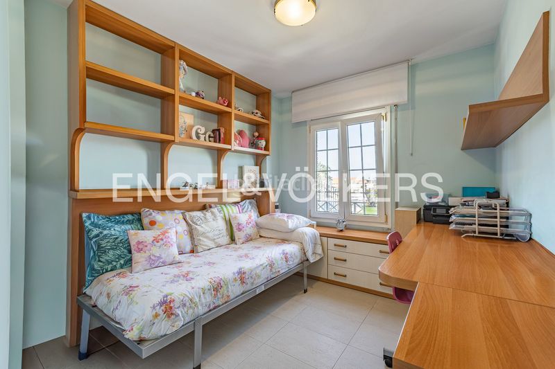 Foto 36dfb0e1-6354-4e87-b532-38cdf13d7ed4. Casa amb calefacció aparcament a Zona Nord Rubí